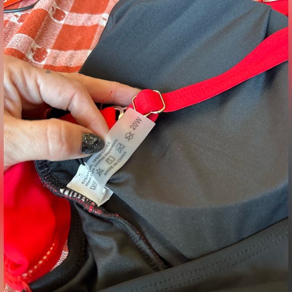 Daci Women Red Black Plus Size Swimsuits 1 Piece Cutout Tummy Control V Neck - Picture 8 of 10